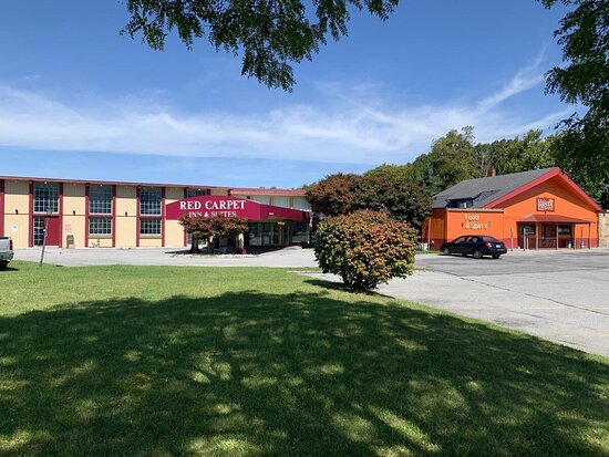 Red Carpet Inn & Suites Ebensburg
