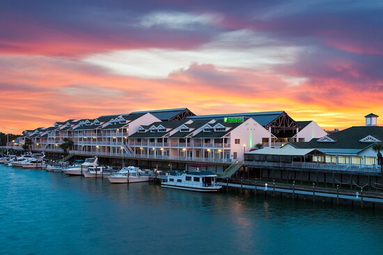 Holiday Inn & Suites Clearwater Beach S-Harbourside By IHG