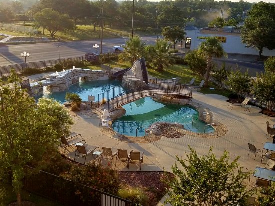 Hampton Inn & Suites Fredericksburg