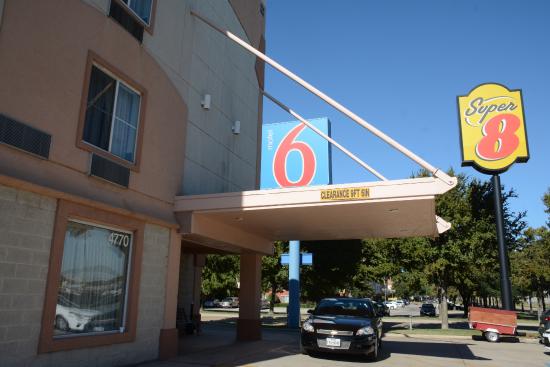 Super 8 by Wyndham Irving DFW Airport/South