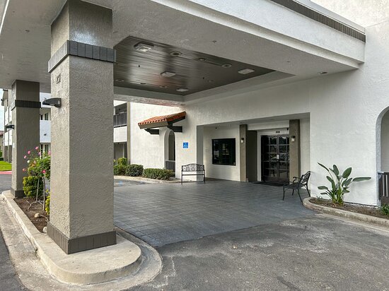 Motel 6 Ontario