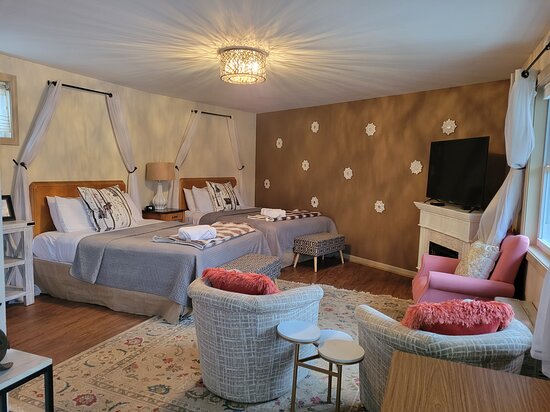 Starlight Lodge at Rockport Harbor