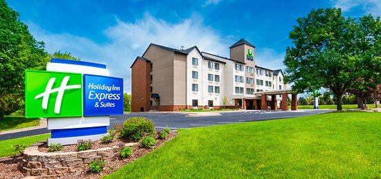 Holiday Inn Express & Suites Coon Rapids-blaine Area By IHG