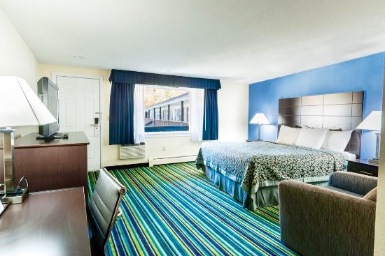 Days Inn by Wyndham Lincoln