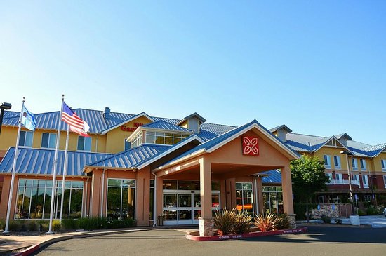 Hilton Garden Inn Sonoma County Airport