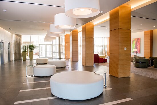 I Hotel and Illinois Conference Center