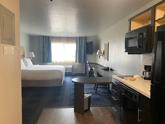 Extended Studio Hotel Ontario