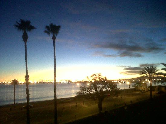 Beach Plaza Hotel