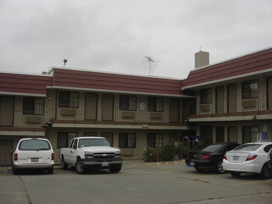 Crown Lodge Motel