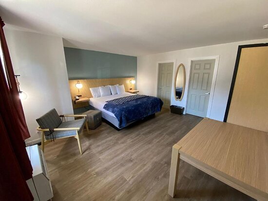 Salt Air Lodge