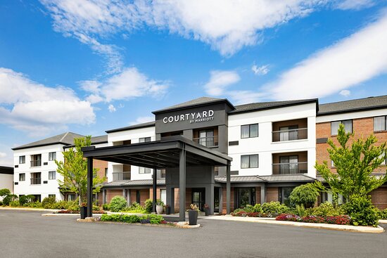 Courtyard Concord