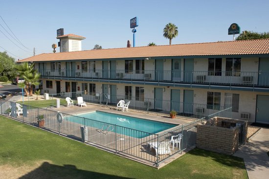 Days Inn By Wyndham Bakersfield