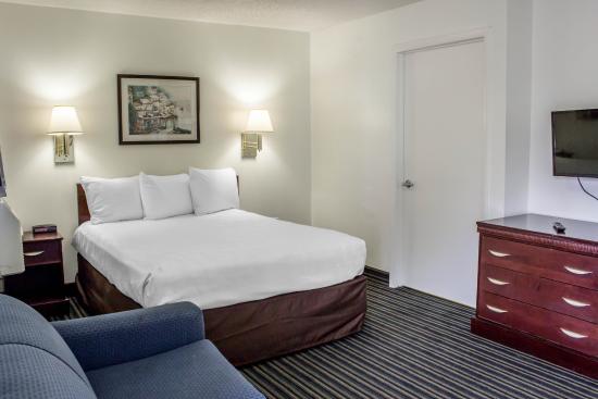 Motel 6 Greensboro, NC - I-40
