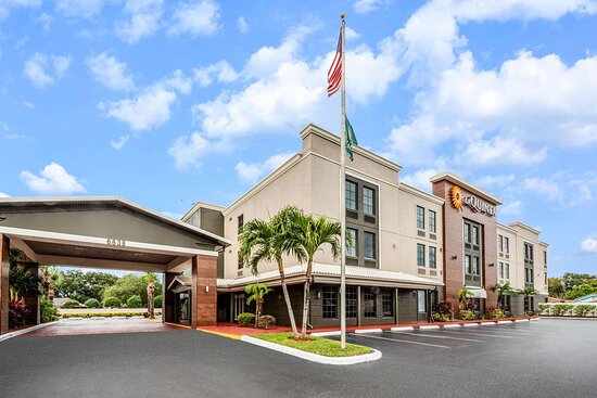La Quinta By Wyndham St. Petersburg Northeast