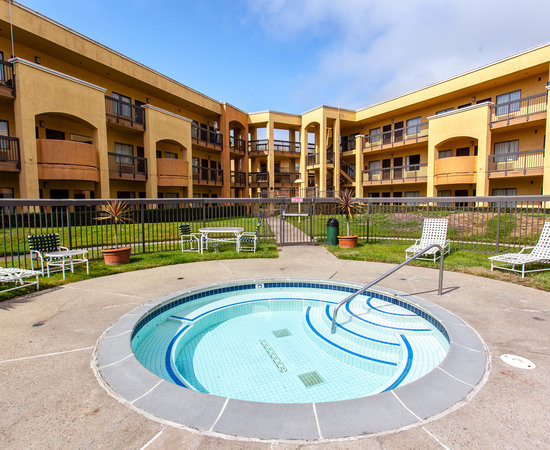 Comfort Inn & Suites San Francisco Airport North