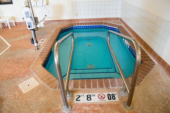 Holiday Inn Express & Suites Chanhassen By IHG