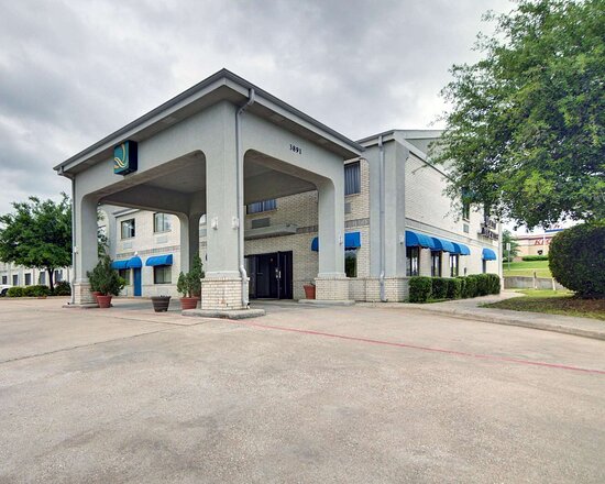 Quality Inn & Suites