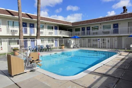 Motel 6 Corpus Christi - N. Padre Island