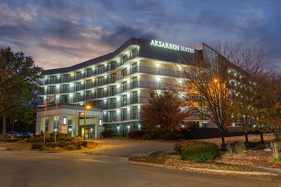 Aksarben Suites Trademark Collection