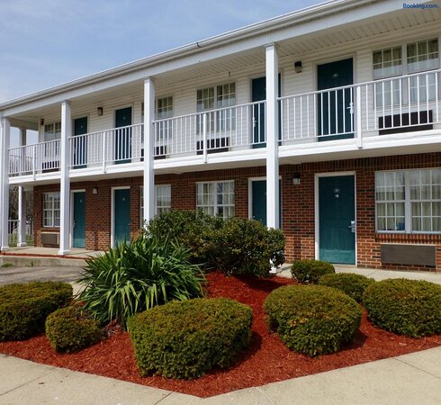 Deerfield Inn