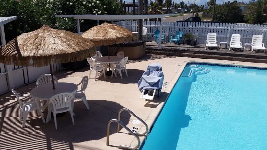 Amelia's Landing Hotel