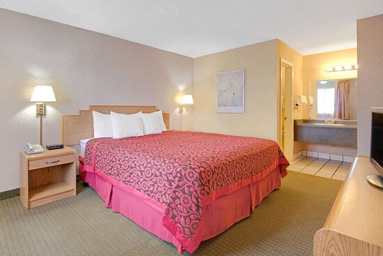 Tree inn & Suites Albuquerque