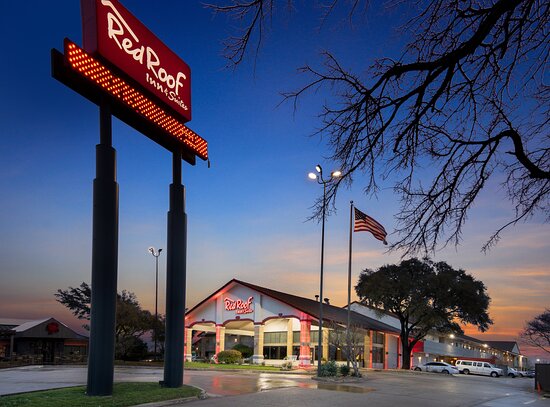 Red Roof Inn & Suites Irving – Dfw Airport South