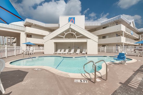 Motel 6 Brownsville North