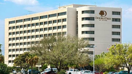 DoubleTree by Hilton Hotel Houston Hobby Airport