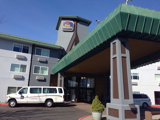 Inn At The Meadows
