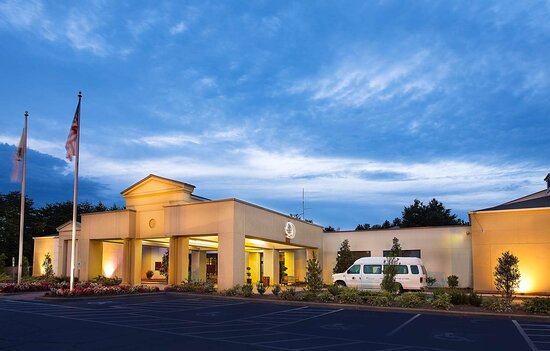 Doubletree By Hilton Hotel Charlotte Airport