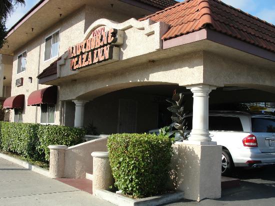 Hawthorne Plaza Inn