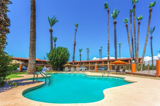 Howard Johnson by Wyndham Phoenix Airport/Downtown Area