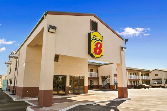 Super 8 by Wyndham Hattiesburg North/University Area