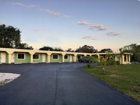 Apollo Inn Motel