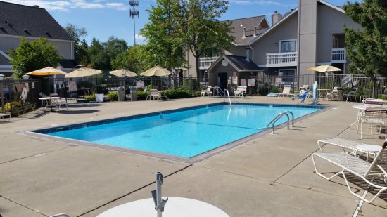 Hawthorn Suites by Wyndham Dearborn/Detroit MI