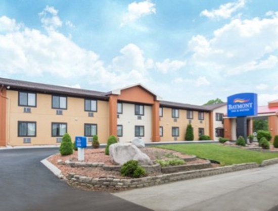 Baymont by Wyndham Waukesha