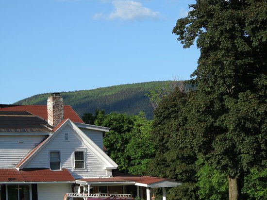 Four Winds Country Motel