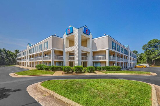 Motel 6 Raleigh, NC - North