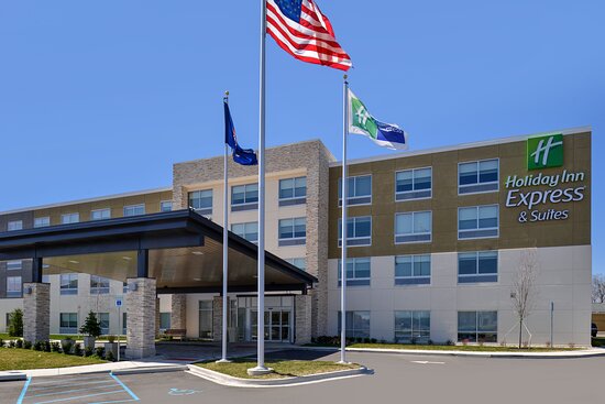 Holiday Inn Express & Suites Farmington Hills - Detroit By IHG