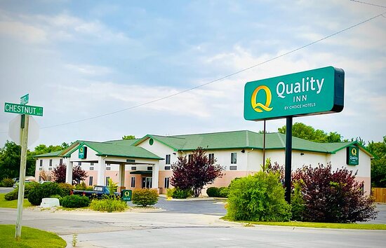 Quality Inn Junction City - Near Fort Riley