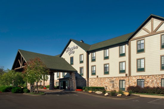 Hampton Inn Kansas City The Legends