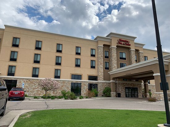 Hampton Inn & Suites Grand Forks