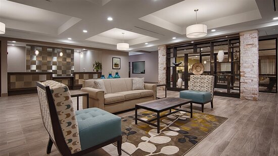 Best Western Plus College Station Inn & Suites