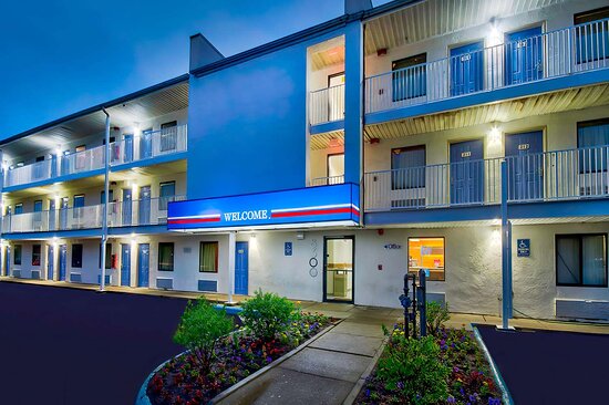 Motel 6 Detroit East - Warren