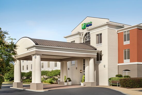 Holiday Inn Express & Suites Auburn - University Area by IHG