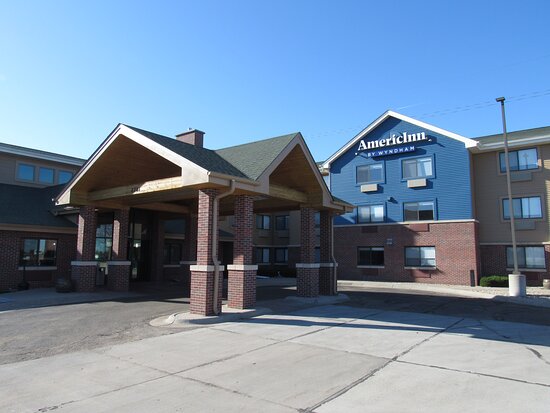 AmericInn by Wyndham Lincoln South