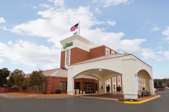 Holiday Inn Express Fredericksburg Southpoint by IHG