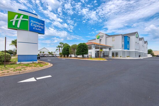 Holiday Inn Express & Suites Destin E - Commons Mall Area by IHG