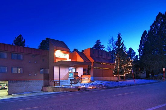 Quality Inn Near Mammoth Mountain Ski Resort